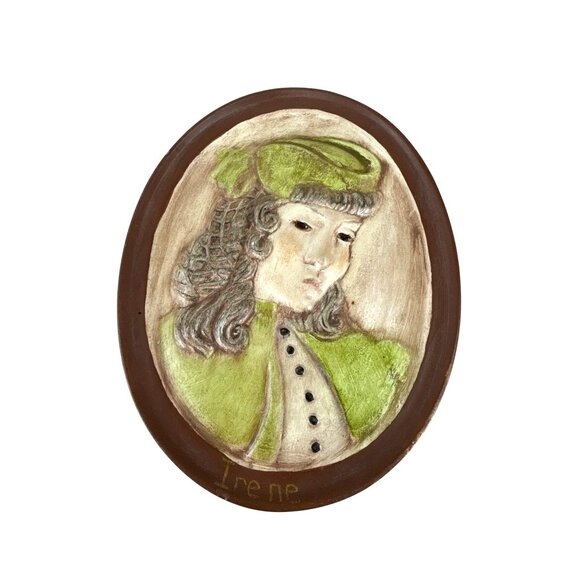 Vintage W. Watters Ceramic Wall Plaque Girl Portrait Signed "Irene" 6" - Picture 2 of 7